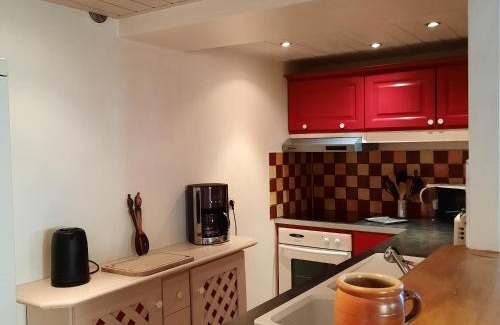 Saint-Martin-de-Bromes Apartment | Campaneta