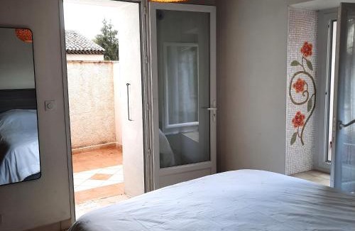 Saint-Martin-de-Bromes Apartment | Campaneta