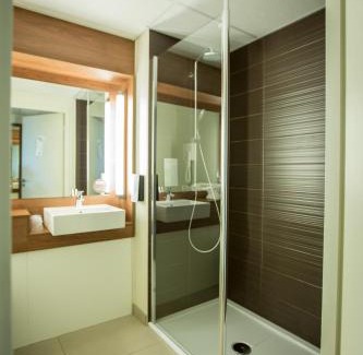 Montmuzard Hotel | Campanile Dijon Congrès Clemenceau