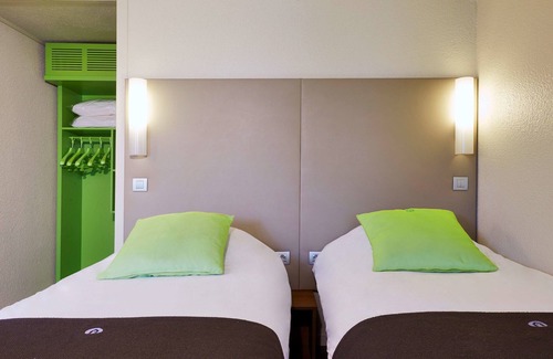 Plaisir Hotel | Campanile Plaisir
