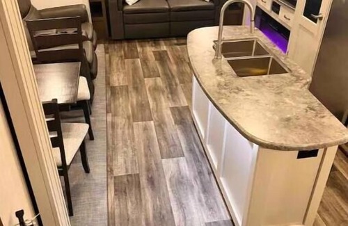 Savannah House | Camper/RV in beautiful Savannah Ga