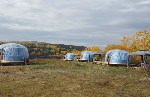 Bighorn No. 8 RV Rental | Campground Dome 2 in ghost lake