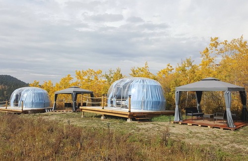 Calgary RV Rental | Campground/Dome1in ghost lake