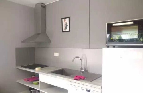 Bar-sur-Aube House | Camping 2 étoiles - Piscine - eecebb