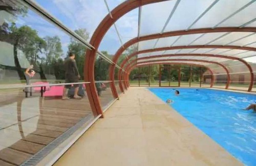 Bar-sur-Aube House | Camping 2 étoiles - Piscine - eecebb