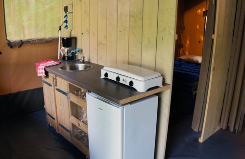 Januv Dul Ski Chalet | Camping 2000 - Safaritent Medium