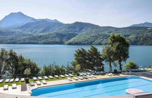Chorges House | Camping 3 étoiles - Piscine - efbgid