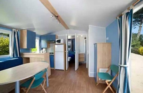 Guemene-Penfao House | Camping 3 étoiles - Piscine - eebebh