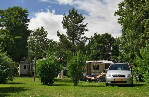 Melun House | Camping 3 étoiles - Piscine - eecdce
