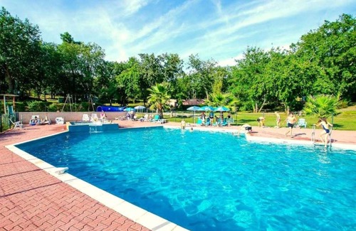 Douville House | Camping 3 étoiles - Piscine - ccafgfi