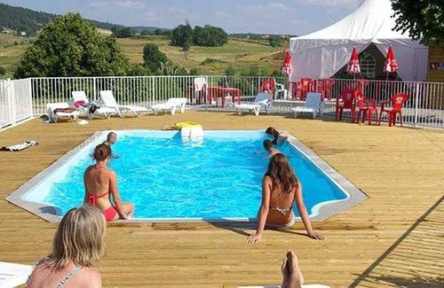 Langogne House | Camping 3 étoiles - Piscine - ccbadef