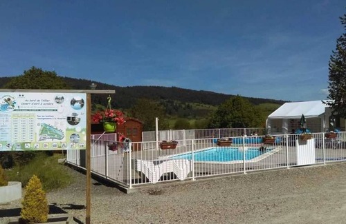 Langogne House | Camping 3 étoiles - Piscine - ccbadef