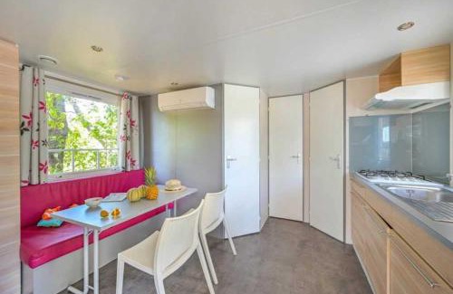 Castries Other | Camping 3 étoiles - Piscine - ccbbh0a