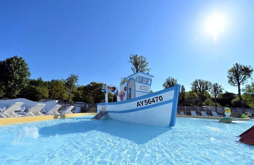 La Trinite-sur-Mer House | Camping 4 étoiles - Piscine - eeiaef