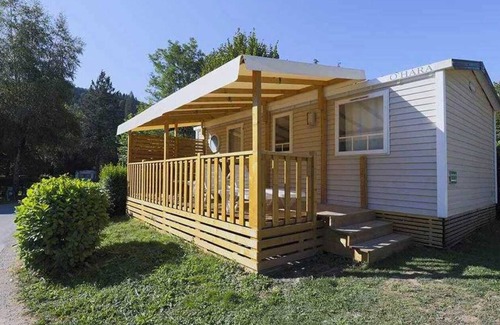 Saint-Geniez-d'Olt House | Camping 4 étoiles - Parc aquatique - efah0d