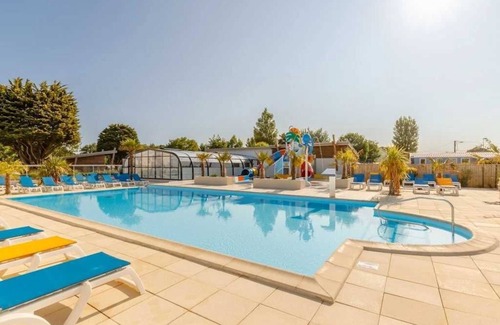 La Plaine-sur-Mer House | Camping 4 étoiles - Parc aquatique - ccbbh0h