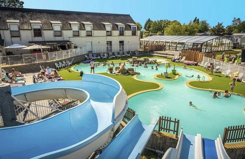 Ambon House | Camping 4 étoiles - Parc aquatique - eeiagg