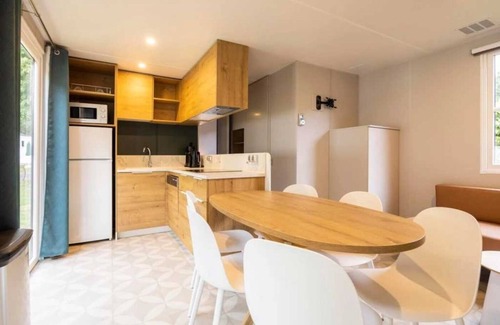 Bournoufay House | Camping 4 étoiles - Piscine - cca0hga