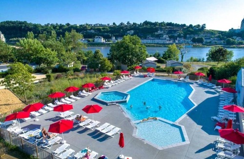 Saumur House | Camping 4 étoiles - Piscine - ccbbgde