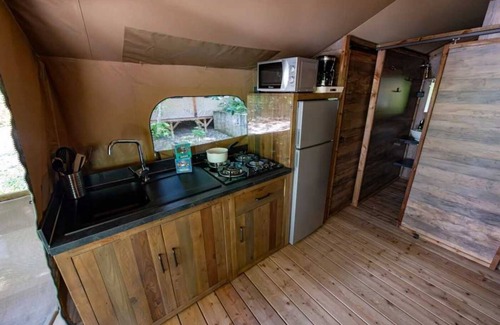 Die House | Camping 4 étoiles - Piscine - ccaifie