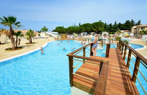 Lunel House | Camping 4 étoiles - Piscine - ccb0hei