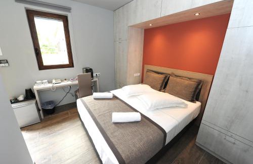 Tripi Other | Camping & Bungalows Castle View
