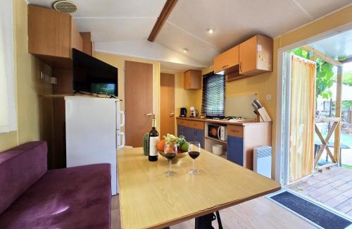 Canet de Mar House | Camping Costa Dorada Bungalow Maia