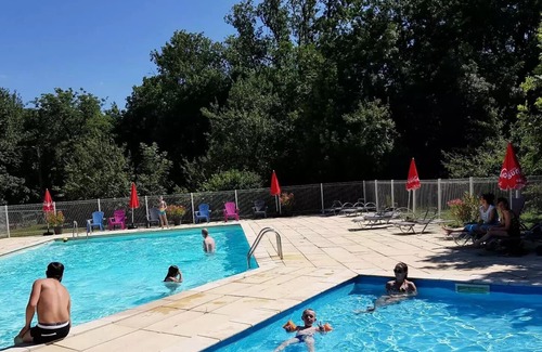Cubjac House | Camping de l'Ilot *** - 3-room canvas bungalow for 4 people Without sanitary facilities