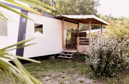Saint-Laurent-de-Medoc House | Camping Le Paradis * - Bamboo Mobile Home 3 Rooms 4 People + TV