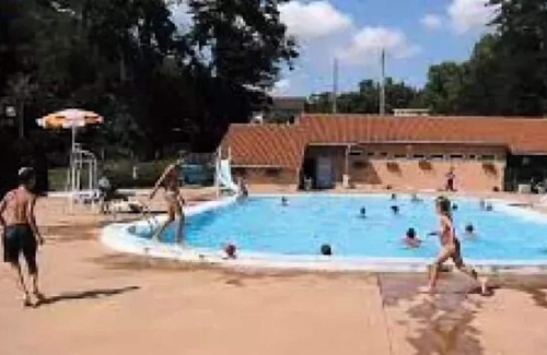 Montaigut-le-Blanc House | Camping Le Pré*** - 3-Room Chalet 3 People PMR