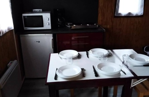 Recoules-Previnquieres Ski Chalet | Camping Le Plô * - Mini Chalet Olga 2 Rooms 5 People