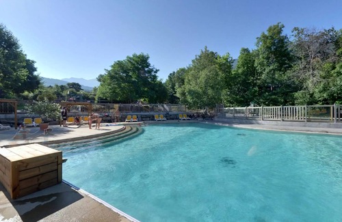 Baratier House | Camping Les Airelles * - 3 Room Mobile Home 4/6 People