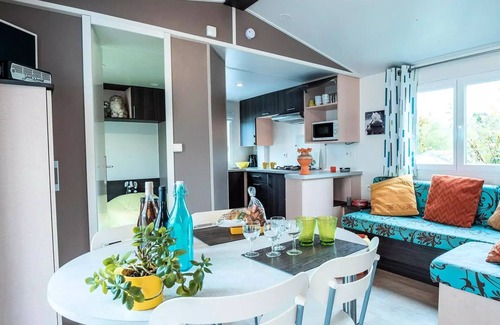 Severac-d'Aveyron House | Camping les Calquieres* - Mobile Home Happy 3 Rooms 5 People Air Conditioned