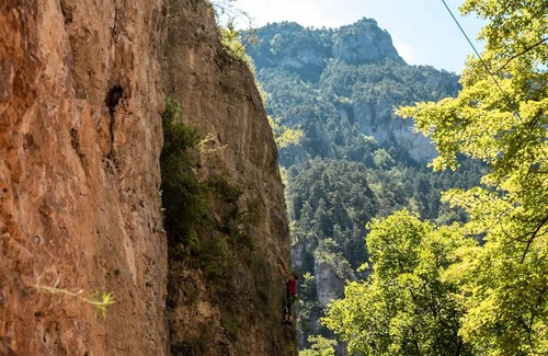 Severac-d'Aveyron House | Camping les Calquieres**** - Lodge Victoria 3 Rooms 5 People Without Sanitary