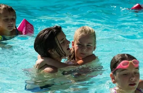 Estang Ski Chalet | Camping Les Lacs De Courtès* - Chalet Adour 3 Rooms 5 People