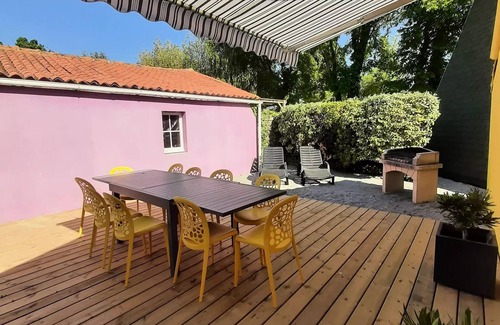 Sallertaine Villa | Camping Les P'tites Maisons dans la Prairie * - Gîte FAMILIAL 6/8 pers. - 2CH 8 persons