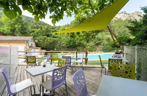 Orpierre House | Camping les Princes d'Orange* - Loggia Premium 3 rooms 6 people Air-conditioned