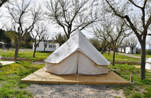 Trago Other | Camping Oliana