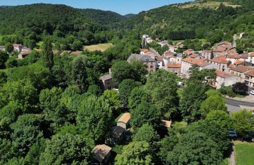Montaigut-le-Blanc Other | Camping Onlycamp Le Pré