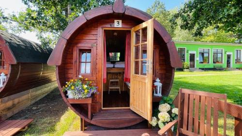 Langenbernsdorf Other | Campingfass mit Panoramaterrasse