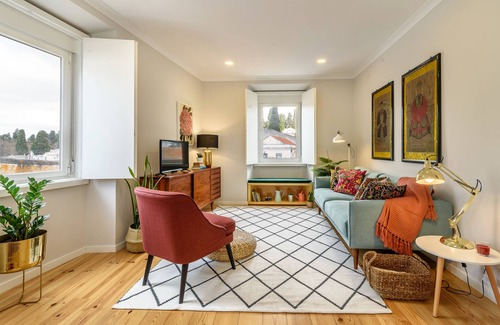 Lisbon Old Town Apartment | Campo de Ourique Premium Apartment