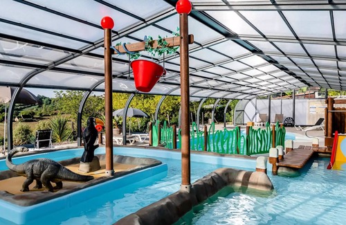 Rouffignac-Saint-Cernin-de-Reilhac Ski Chalet | Campsite Flower Les Terrasses de Dordogne * - Standard Chalet 3 rooms 4 people Without Sanitary facilities