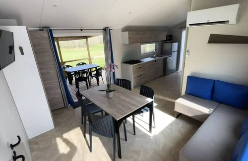 Pays-de-Belves House | Campsite Flower Les Nauves* - Premium Mobile Home 33m² (2 bedrooms - 4 people) + dishwasher for 4 people