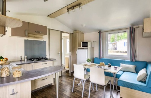 Loches House | Campsite La Citadelle* - COMFORT mobile home - 4 bedrooms - 2 bathrooms for 8 people