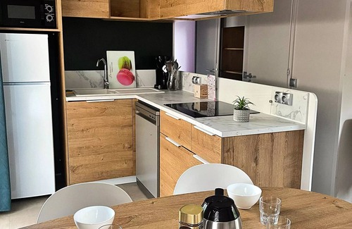 La Baule-Escoublac House | Campsite La Roseraie * - Prestige Cottage - 3 bedrooms: 37 m² + 18 m² semi-covered terrace for 6 people
