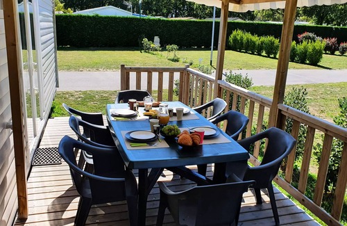 La Baule-Escoublac House | Campsite La Roseraie * - Cottage Quatro - 4 bedrooms: 39 m² + 15 m² semi-covered terrace for 8 people