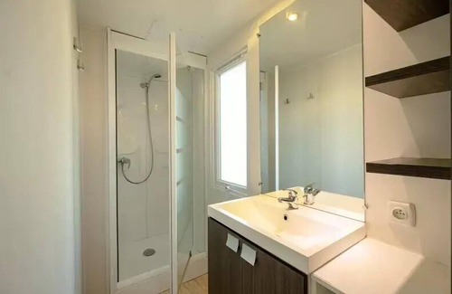 Auribeau-sur-Siagne House | Campsite Le Parc des Monges * - Mobile Home 3 Rooms 4 People Air Conditioned