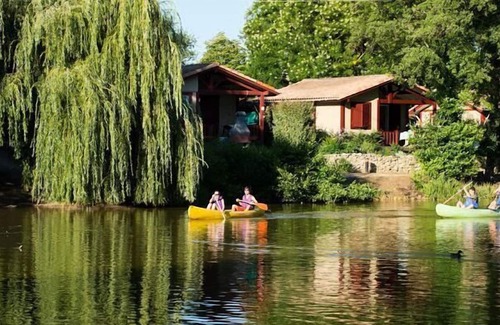Estang House | Campsite Les Lacs De Courtès*** - Mobil Home 40 Grand Comfort 3 Rooms 4 people Air-conditioned Lake View