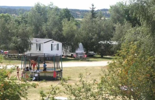 Chastanier House | Campsite Les sous bois du Lac * - F1D - Semi-detached terrace cottage for 4 people