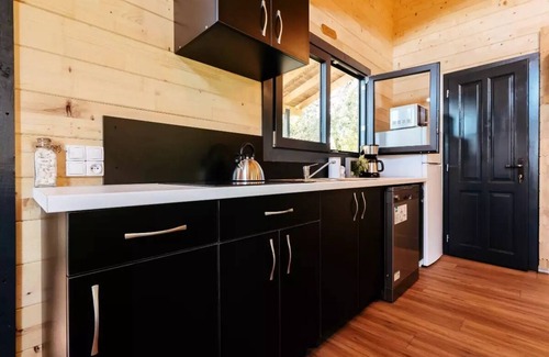 Caro Villa | Campsite maeva Respire Domaine de Kervallon * - Gite Trapper Duplex 4 Rooms 6/8 People + TV